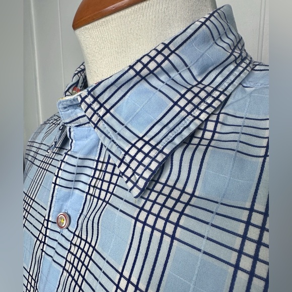 Robert Graham Blue Checkered Plaid Casual Shirt - Picture 4 of 12